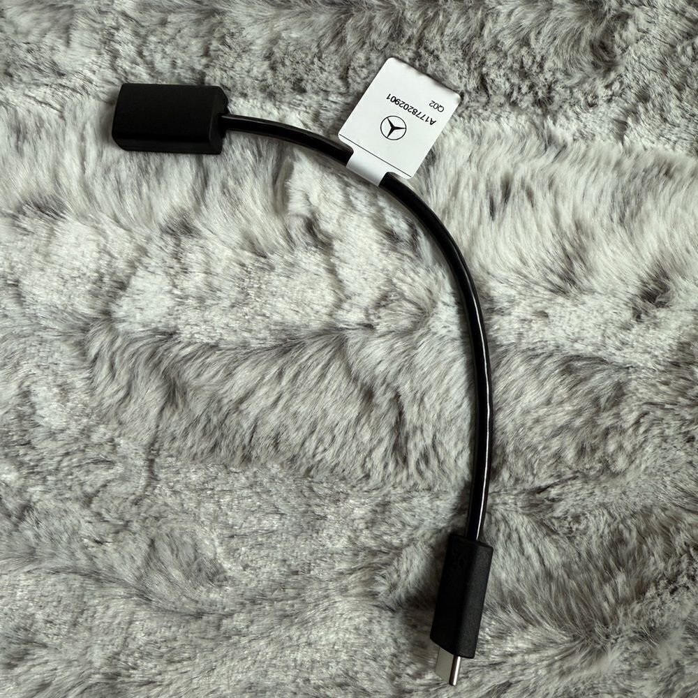 NWT Mercedes Benz Anker USB-C to HDMI Adapter - Black